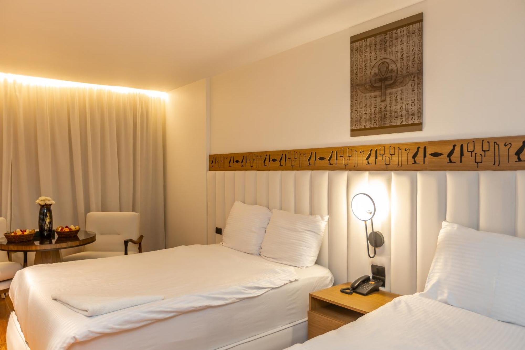 Superior Pyramids Inn Al Kawm al Akhdar Exterior photo
